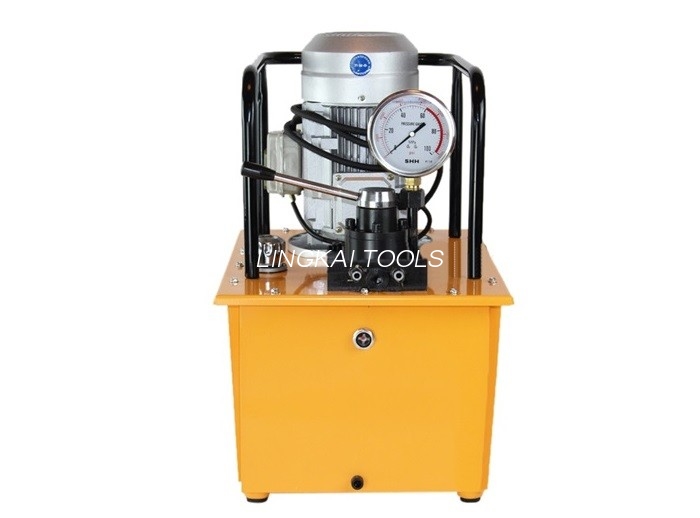 Vysokotlakový krimpovací nástroj 2,5 l/min. / 70 MPa 0,75 kW elektricky poháňané hydraulické čerpadlo